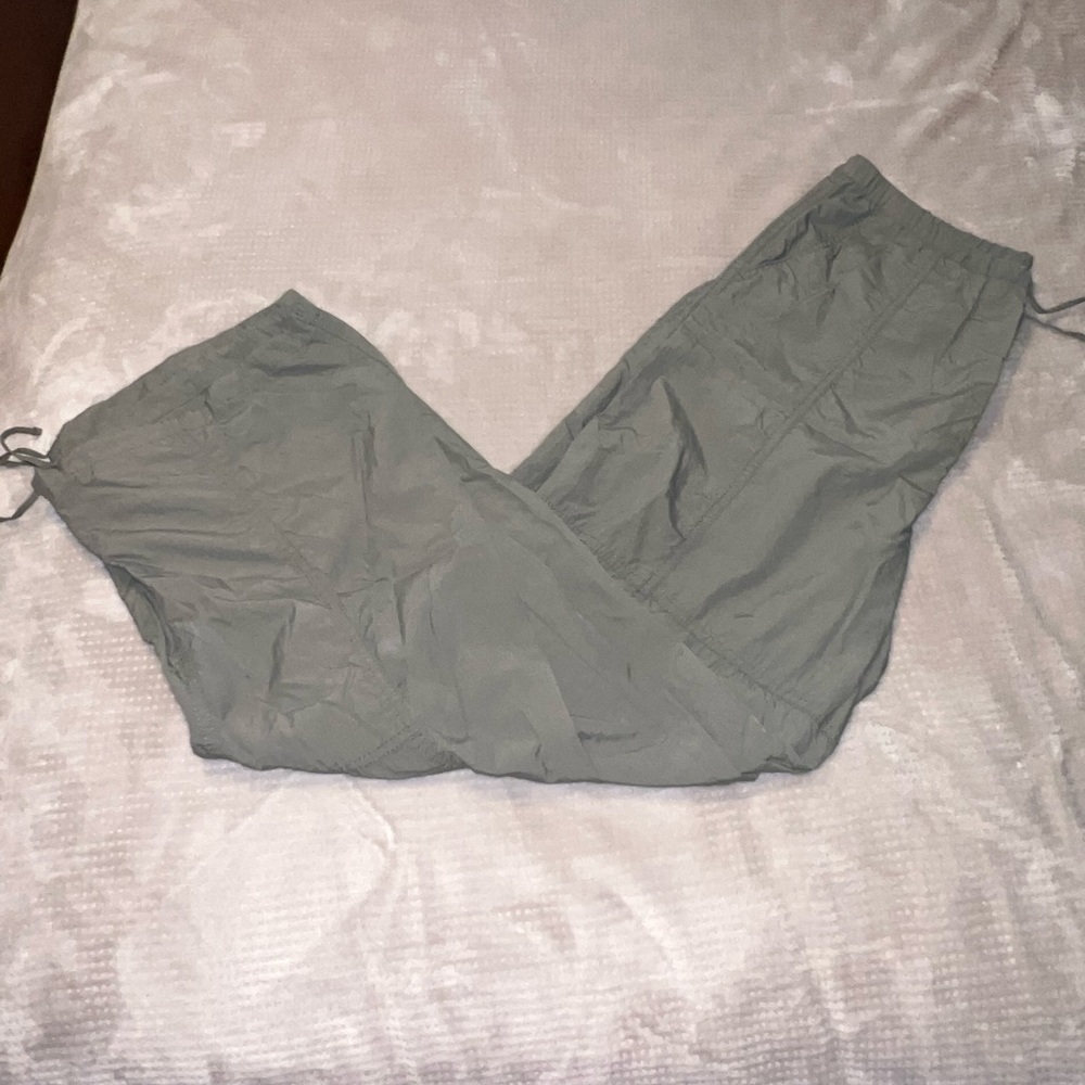 Women's Divided Pants Small